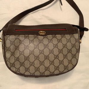 Vintage Gucci half moon bag